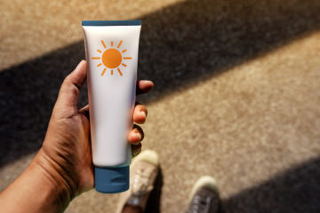 SPF Cream- Why Using Sunscreen is Important in Your Skincare Routine!