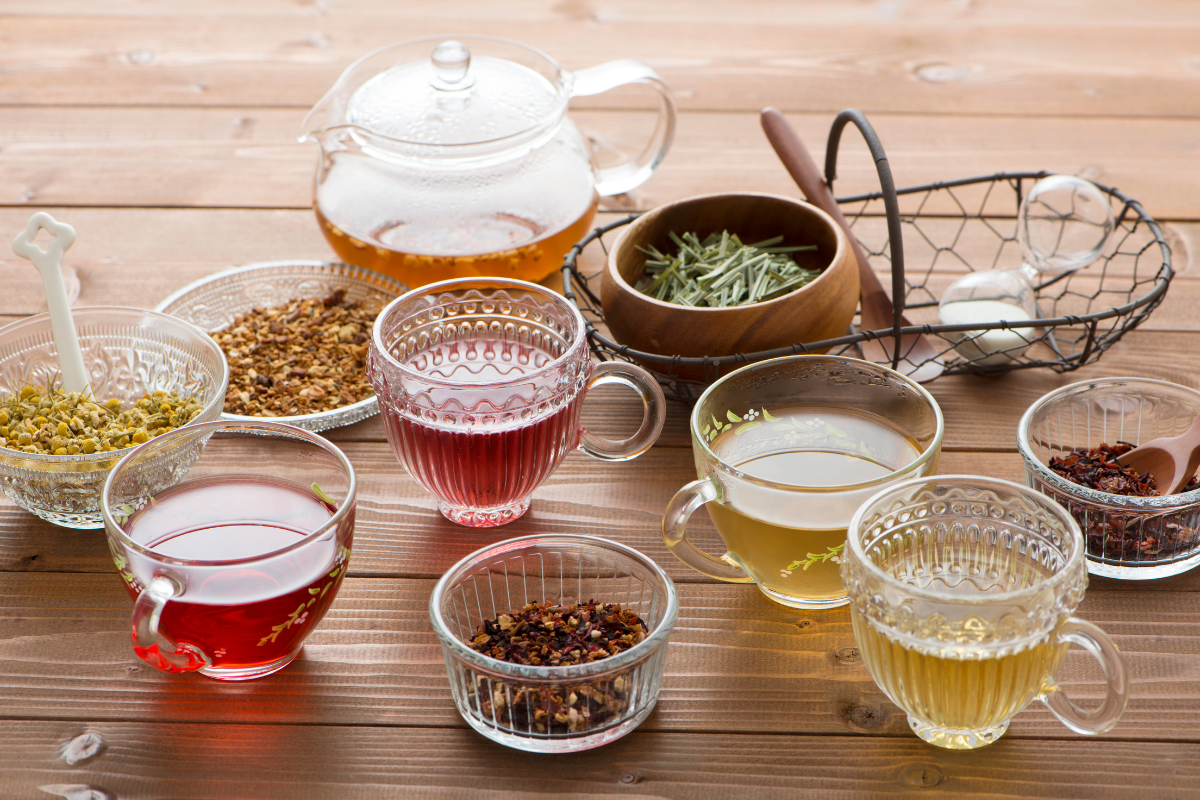 What are the Health Benefits of Drinking Herbal Tea? Mindful Routines